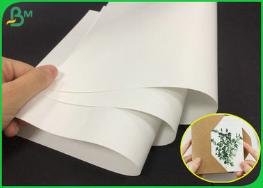 80g Papier w kolorze białym matowym z połyskiem do produkcji broszur firmowych