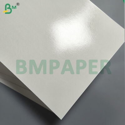 Biały karton na bazie włókna do opakowań żywności mrożonej