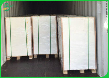 Certyfikat FSC 80 g / m2 - 120 g / m2 UWF Uncoated Woodfree Paper In Reels for Bags