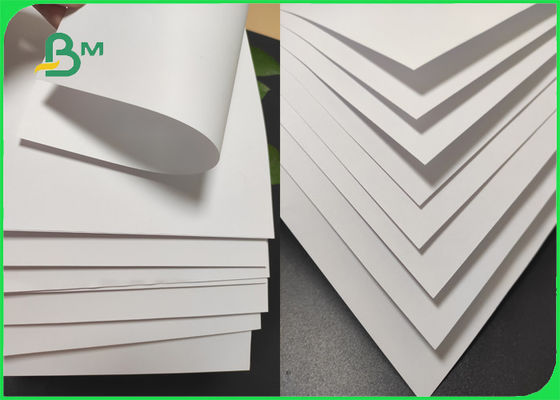 Biały gruby papier WFU 140-250 g / m2 Dwustronnie matowy papier Eco Fiber