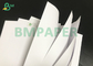 Wymieszaj miazgę 53 g / m2 55 g / m2 Nieprzezroczysty biały papier offsetowy 635 * 965 mm arkuszy