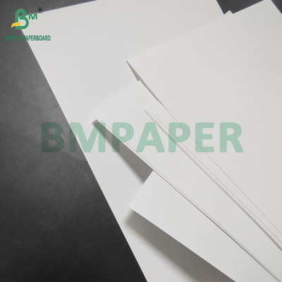 120um 150um - nieprzełatający się papier syntetyczny PP do materiału plakatowego 788 x 545 mm