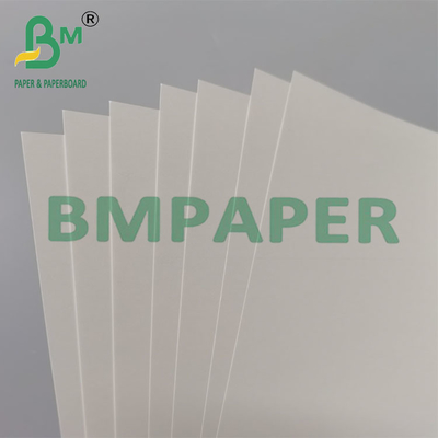 120 g Wysoka białość Dobra wytrzymałość Biała rolka z papieru kraft 889 mm szerokość