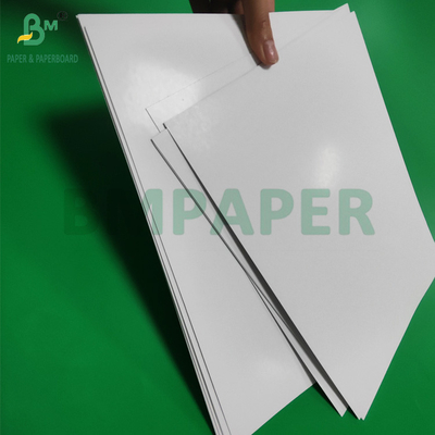 300 gm 320 gm Niebieski Rdzeń Papier C2S Do Kart 71 x 65 cm Wysoka gładkość