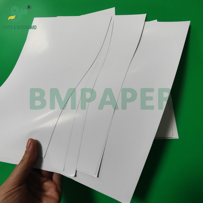 Papier cyfrowy C2S z podwójnym błyszczącym kształtem 80 lb 120 gm do broszury 450 x 320 mm