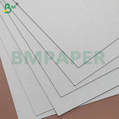 2 mm 700*1000 mm Twardy szary karton z papieru papierniczego z recyklingu do pudełek podarunkowych