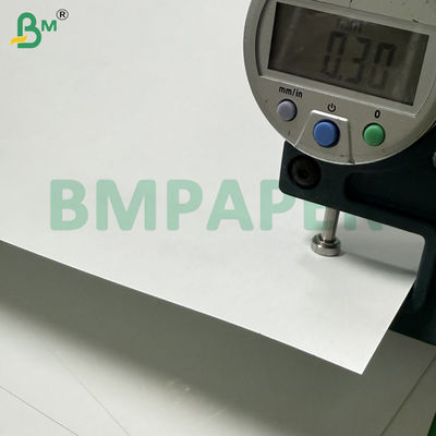 300 gm 0,3 mm Czarny papier rdzeniowy do tworzenia kart do gry 216 X 279 mm