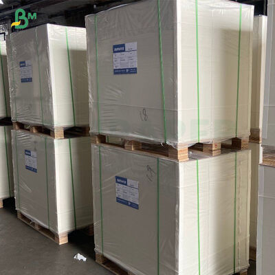 Biały papier do kubków z lodem