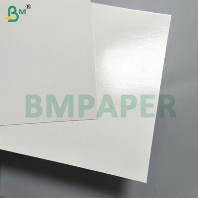 Biały karton na bazie włókna do opakowań żywności mrożonej