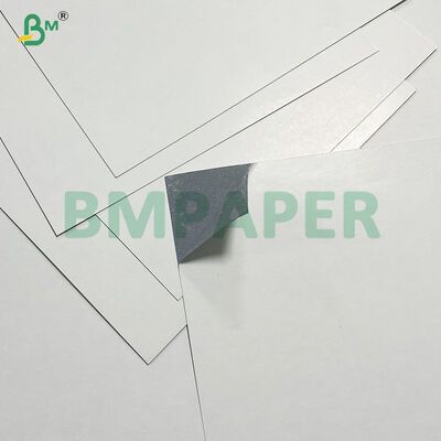 Podwójnie stroniste, błyszczące wykończenie Kartka do gry Papier z czarnym rdzeniem 300 gm 310 gm