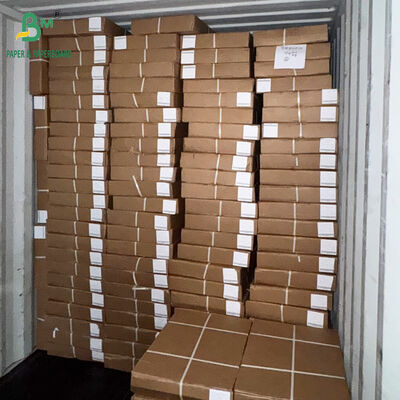 36 g 40 g Papier pergamentowy niespójny, silikonowy, pokryty rolką piekarnicą, odporny na ciepło