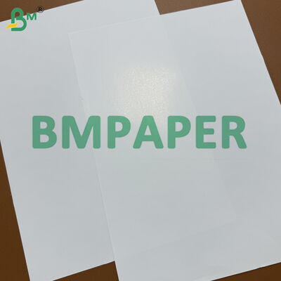Błyszczący papier powlekany o gramaturze 150 g do kolorowego druku laserowego