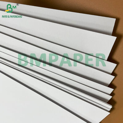Idealna sztywność 200 g / m2, 250 g / m2, 300 g / m2 Niepowlekany biały papier na okładkę książki