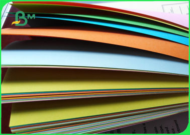 Różowa / zielona kopia papieru 70g 80g kolorowy papier na zamówienie 70 x 100cm