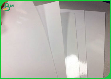 Podwójnie stronne 230/250GSM Odlewane pokryte papierem lustrzane wykończenie z rozmiarem 40 cali