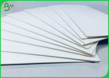 100% czystej celulozy 1,8 mm białej papieru absorbującego do produkcji podłogi