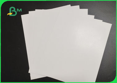 Glossy lub Matt Art Card Paper 150gm do 300gm do białych broszur reklamowych
