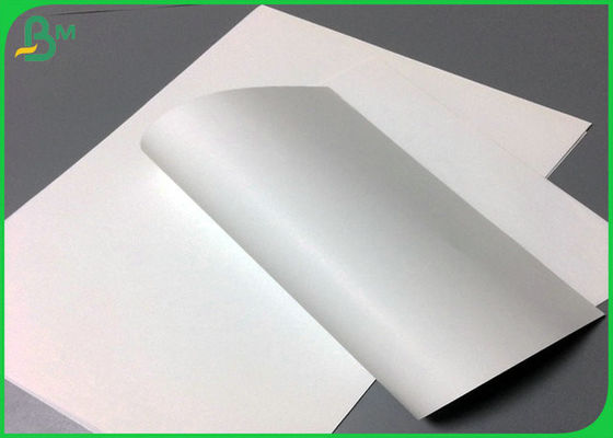 Powierzchnia podwójna 150gm 170gm Biały kolor papier sztukowy Matt Do książki z twardą okładką