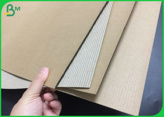 E - tektura falista z fletem 100 g / m2 120 g / m2 do produkcji rękawów papierowych zapobiegających oparzeniom